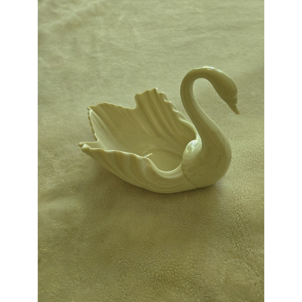 Vtg Medium Lenox Swan Centerpiece 9" Candy Trinket Centerpiece Dish